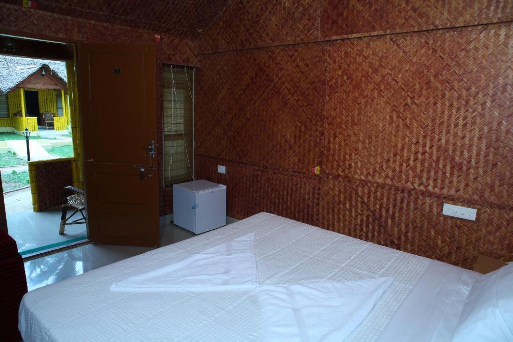 Savithri Inn Bamboo Cottages & Resorts Varkala Rum bild